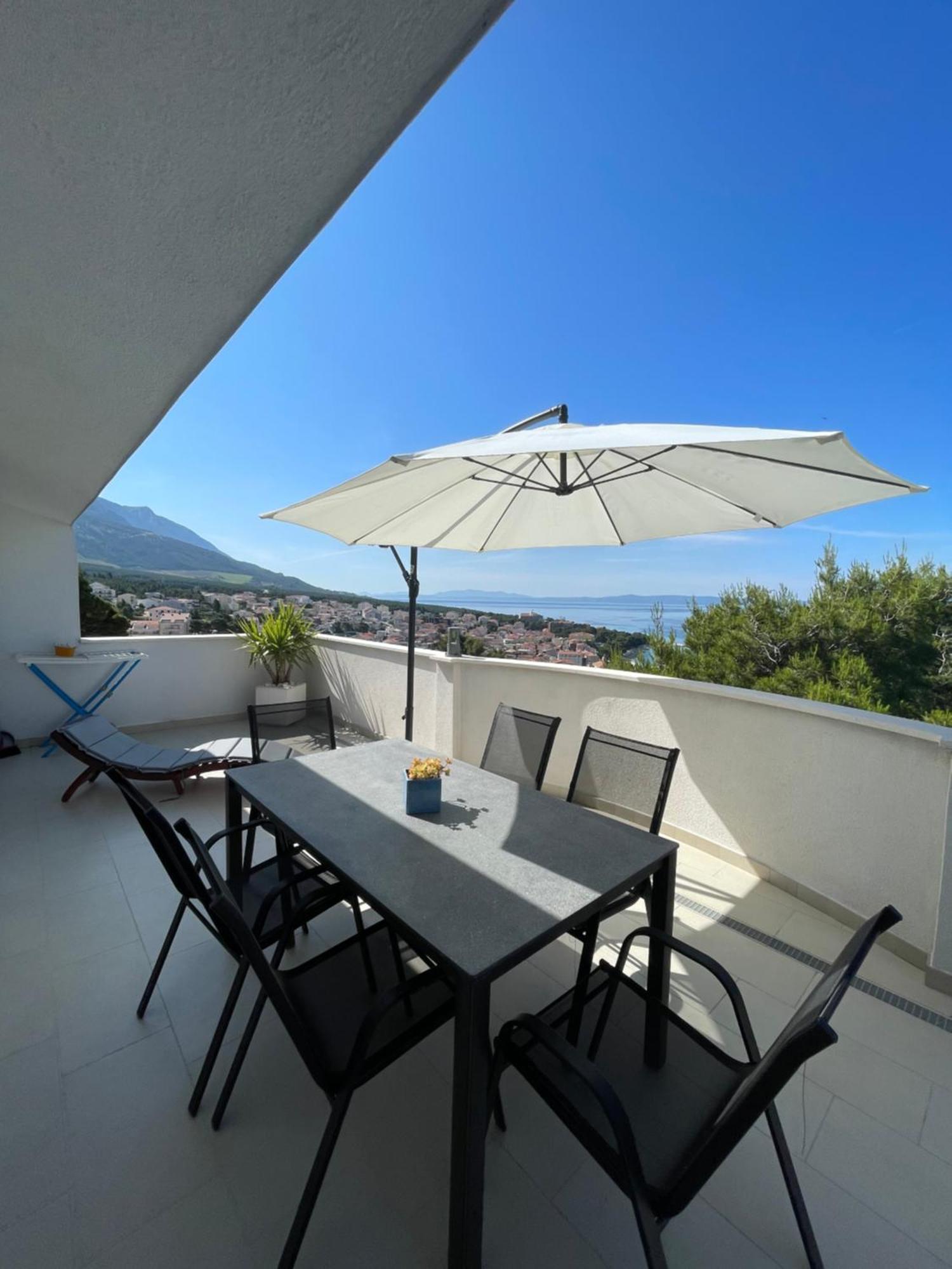 Apartman Mili Baska Voda Bagian luar foto